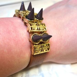 Brown spiked bracelet